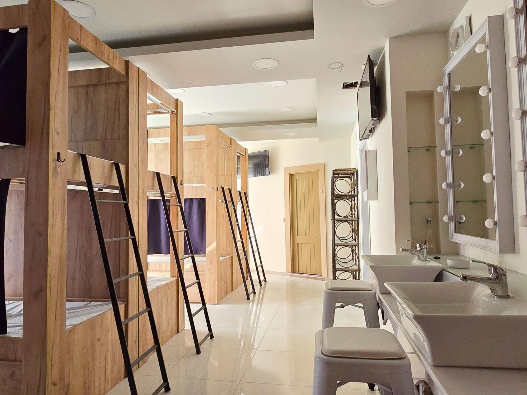 Hostel Parea Hersonissos Εξωτερικό φωτογραφία